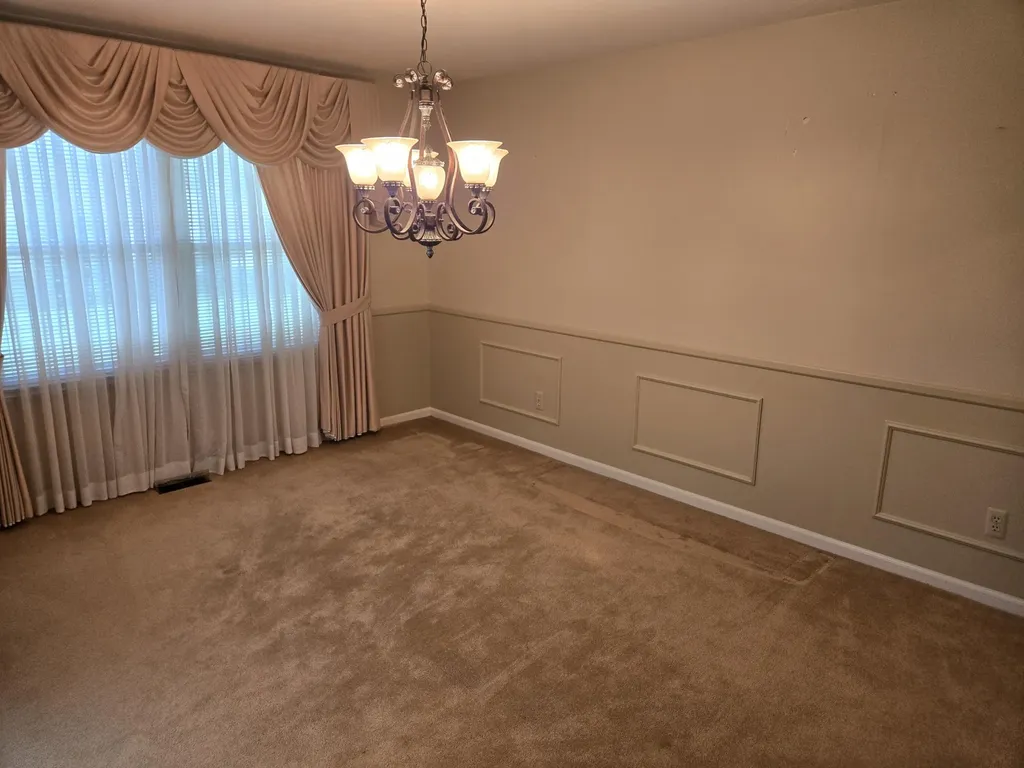 5827 Pine View Drive Ypsilanti Charter Township MI 48197