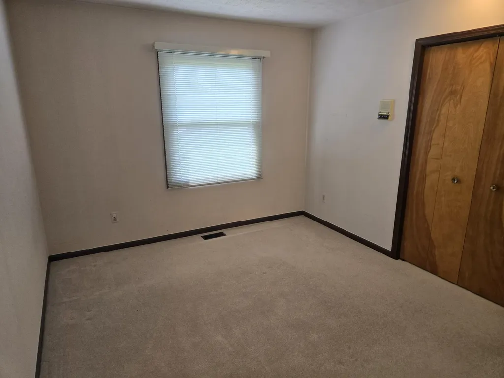 5827 Pine View Drive Ypsilanti Charter Township MI 48197