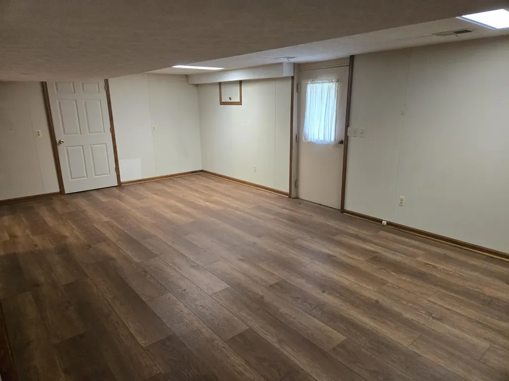 5827 Pine View Drive Ypsilanti Charter Township MI 48197