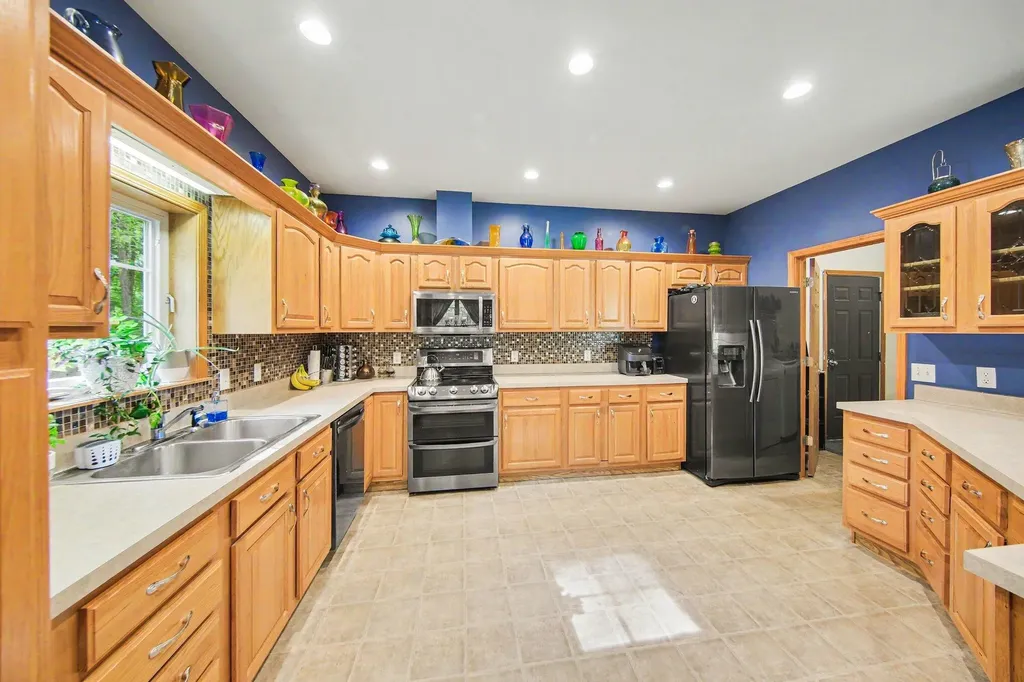 2088 Hickory Lane Spring Arbor Township MI 49201