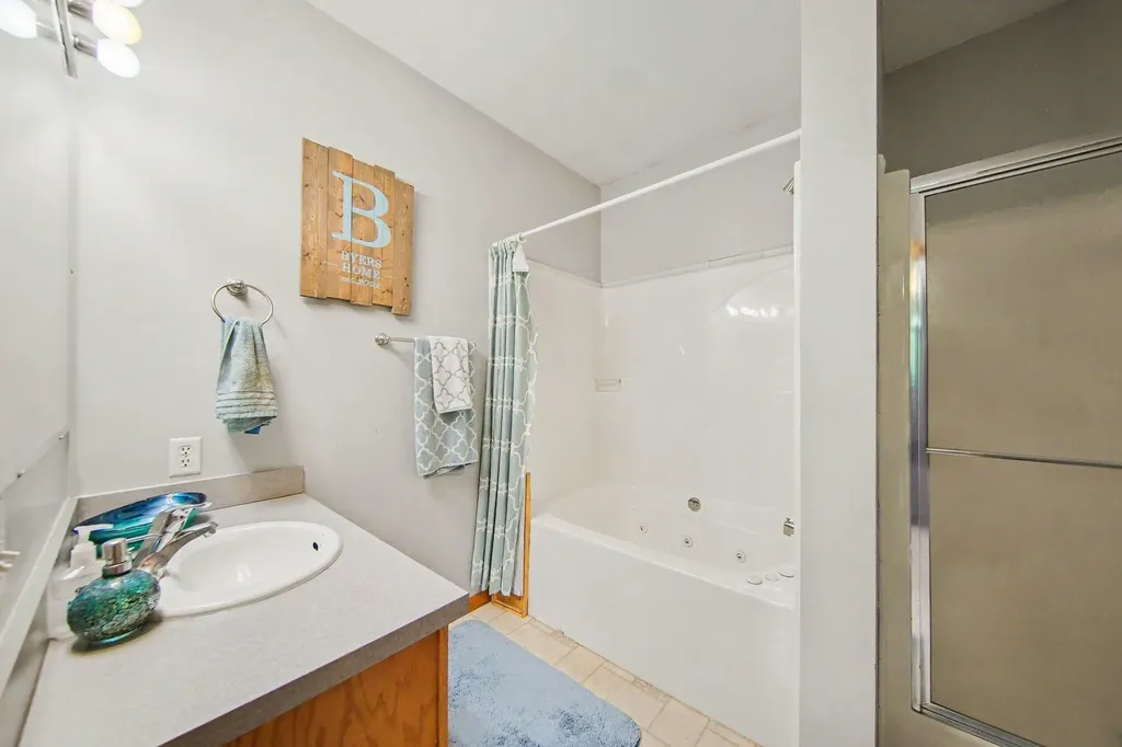 2088 Hickory Lane Spring Arbor Township MI 49201