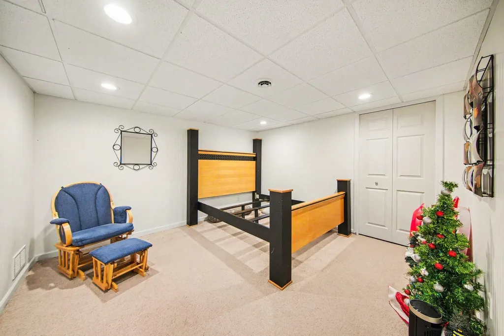 2088 Hickory Lane Spring Arbor Township MI 49201