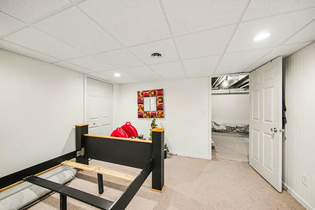 2088 Hickory Lane Spring Arbor Township MI 49201