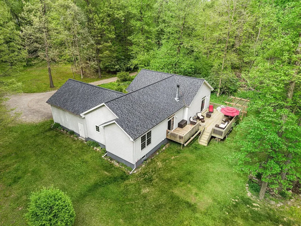 2088 Hickory Lane Spring Arbor Township MI 49201