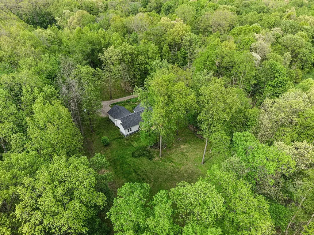 2088 Hickory Lane Spring Arbor Township MI 49201