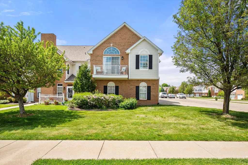 597 Olde English Circle Howell Township MI 48855