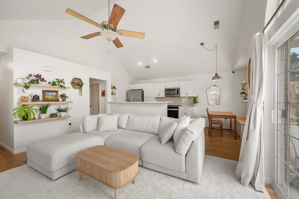 597 Olde English Circle Howell Township MI 48855