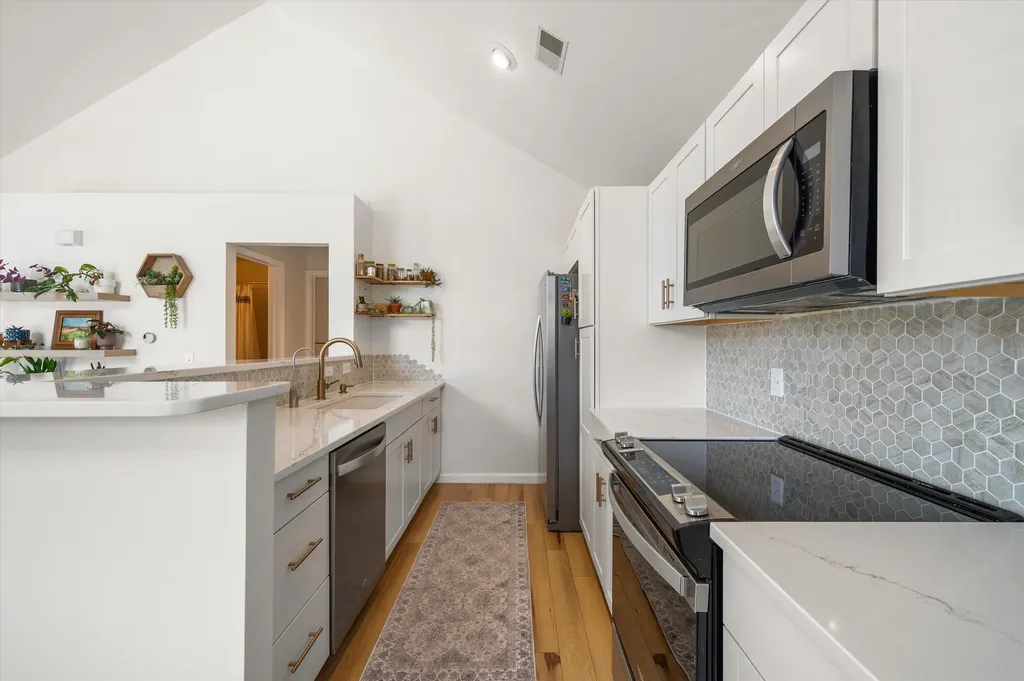 597 Olde English Circle Howell Township MI 48855
