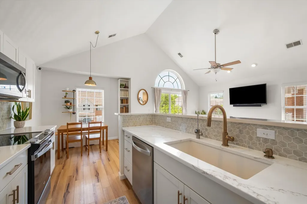 597 Olde English Circle Howell Township MI 48855