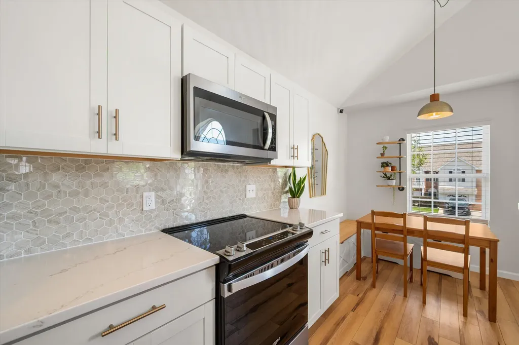 597 Olde English Circle Howell Township MI 48855