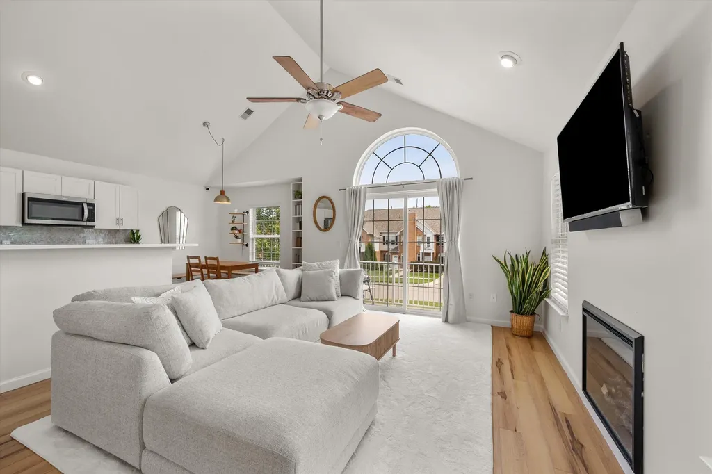 597 Olde English Circle Howell Township MI 48855
