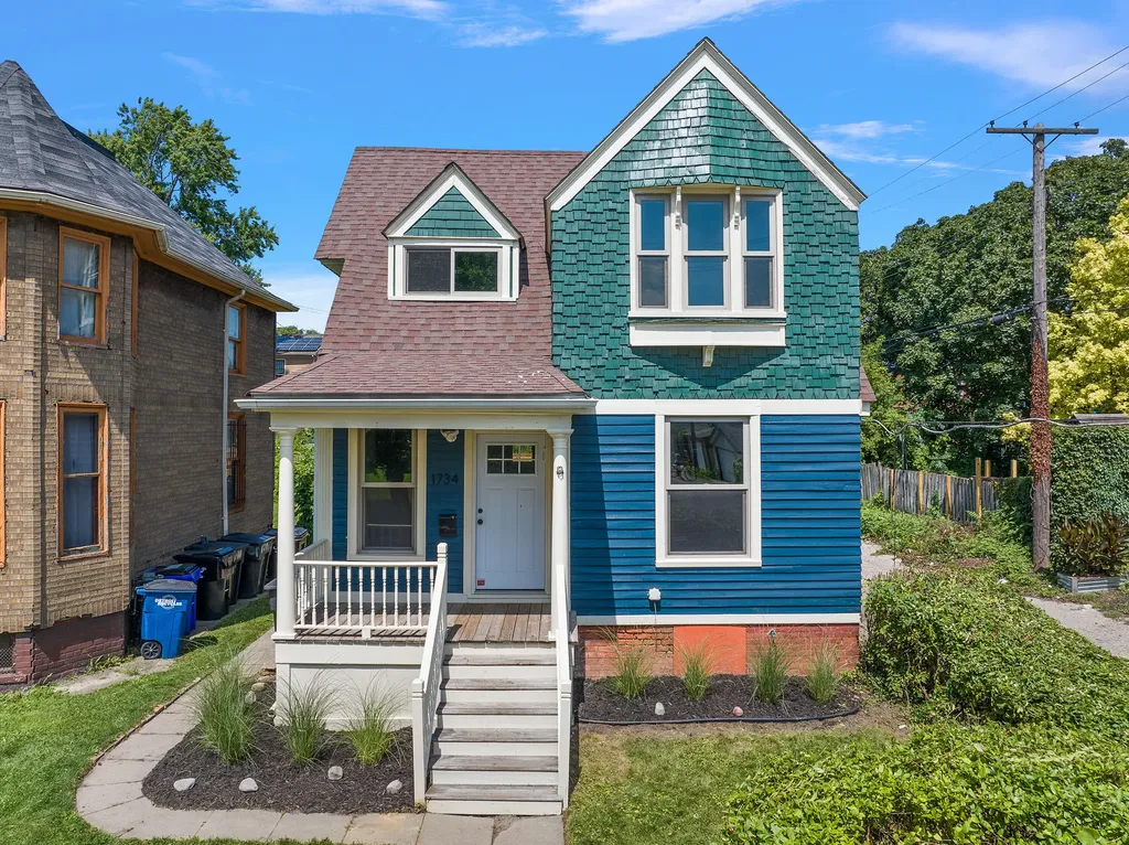 1734 W Willis Street Detroit City MI 48208