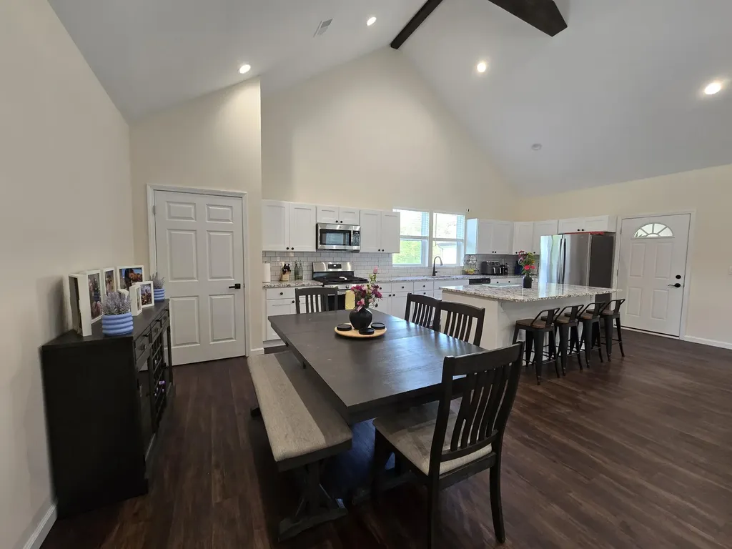 4086 W Commerce Road Milford Charter Township MI 48380
