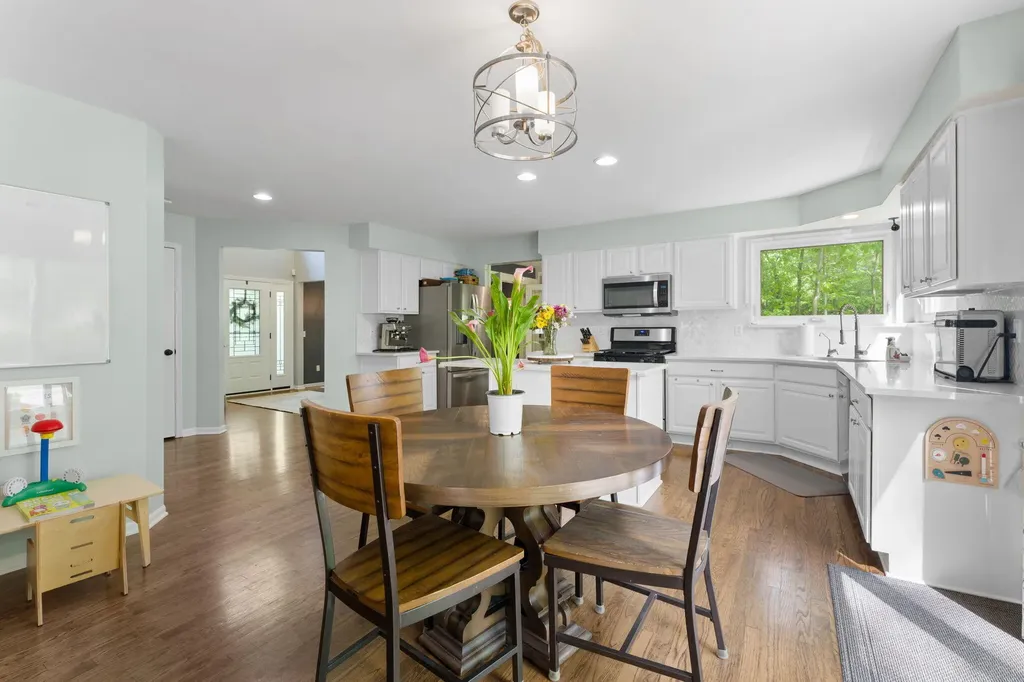 7824 Turnberry Drive Northfield Township MI 48189