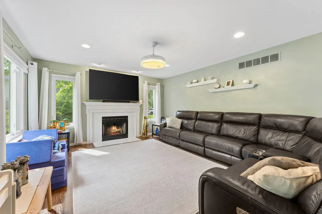 7824 Turnberry Drive Northfield Township MI 48189