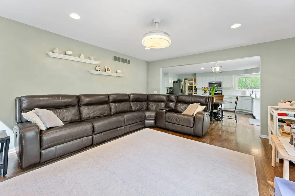 7824 Turnberry Drive Northfield Township MI 48189