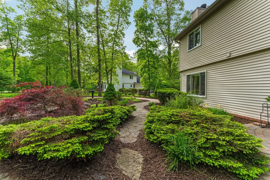7824 Turnberry Drive Northfield Township MI 48189