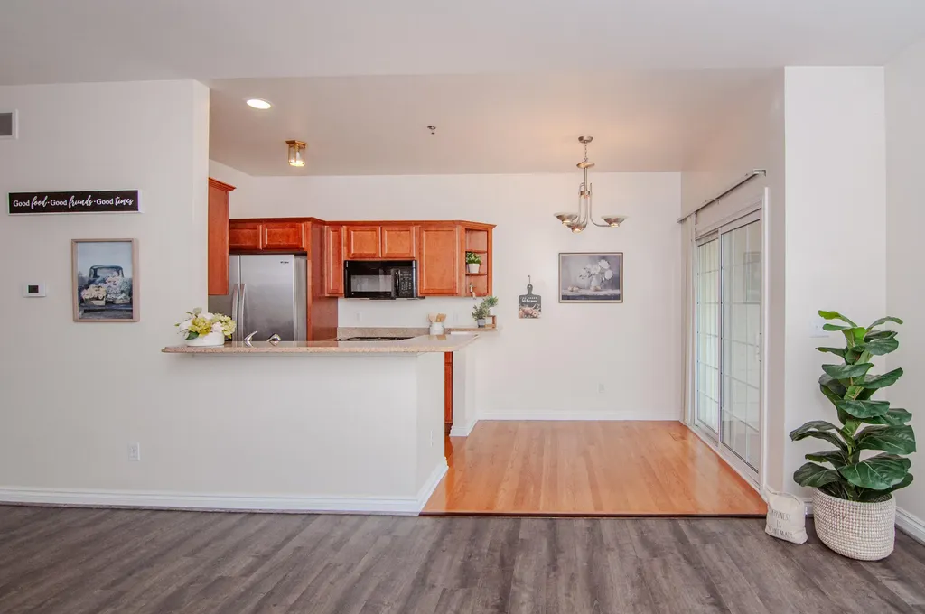 45587 N Stonewood Road Canton Charter Township MI 48187