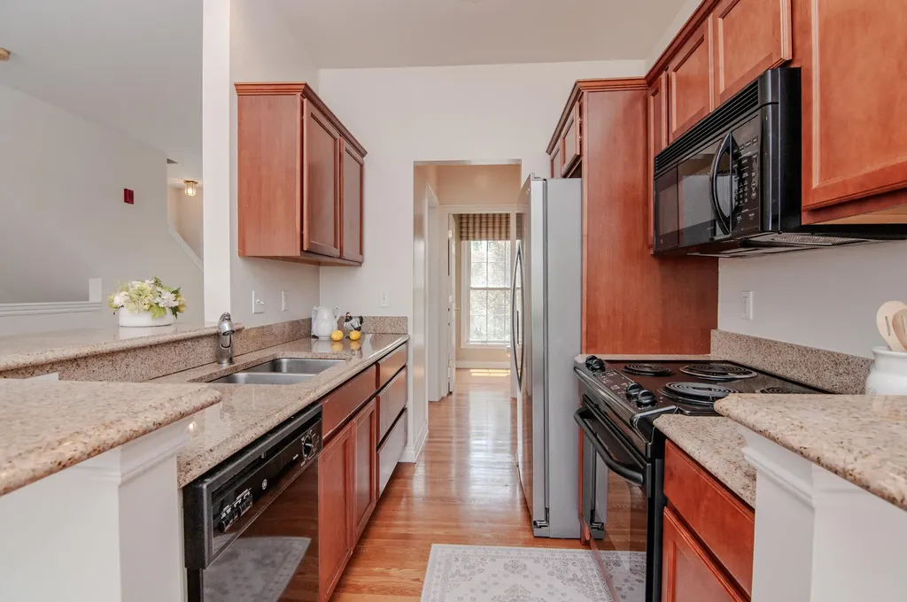 45587 N Stonewood Road Canton Charter Township MI 48187