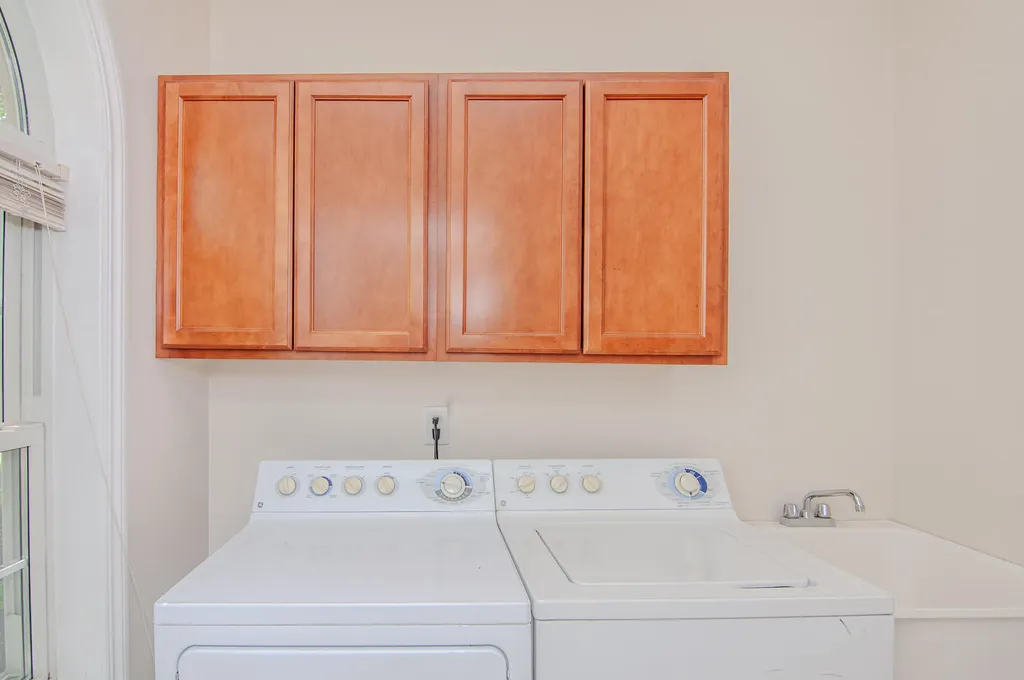 45587 N Stonewood Road Canton Charter Township MI 48187
