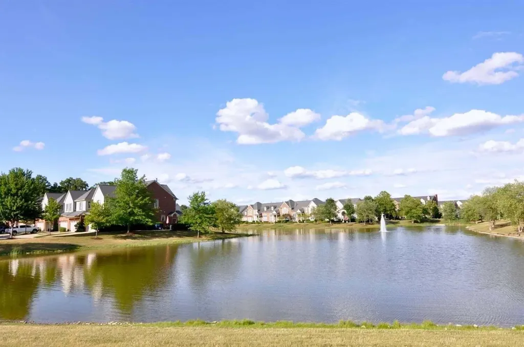 45587 N Stonewood Road Canton Charter Township MI 48187