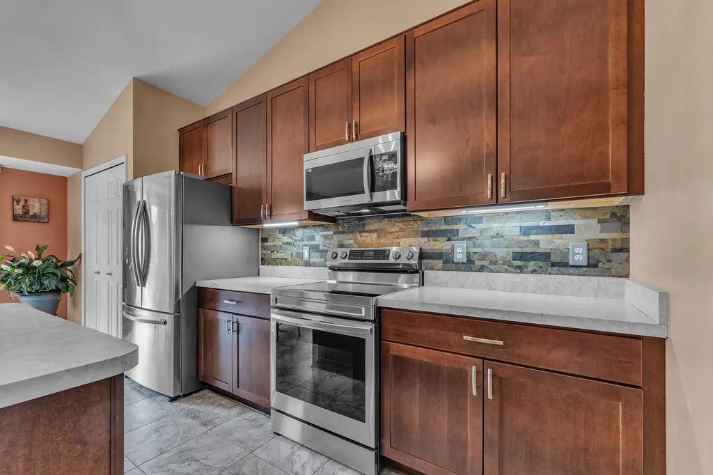 31185 Handsomer Drive Huron Charter Township MI 48134