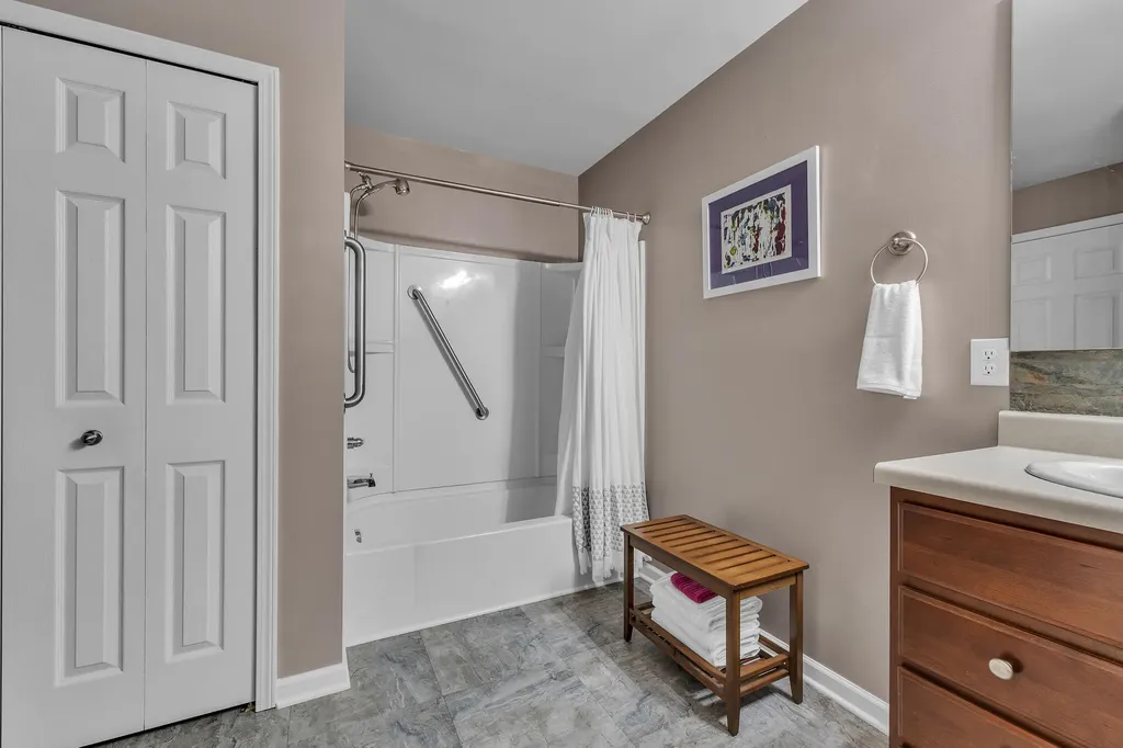 31185 Handsomer Drive Huron Charter Township MI 48134