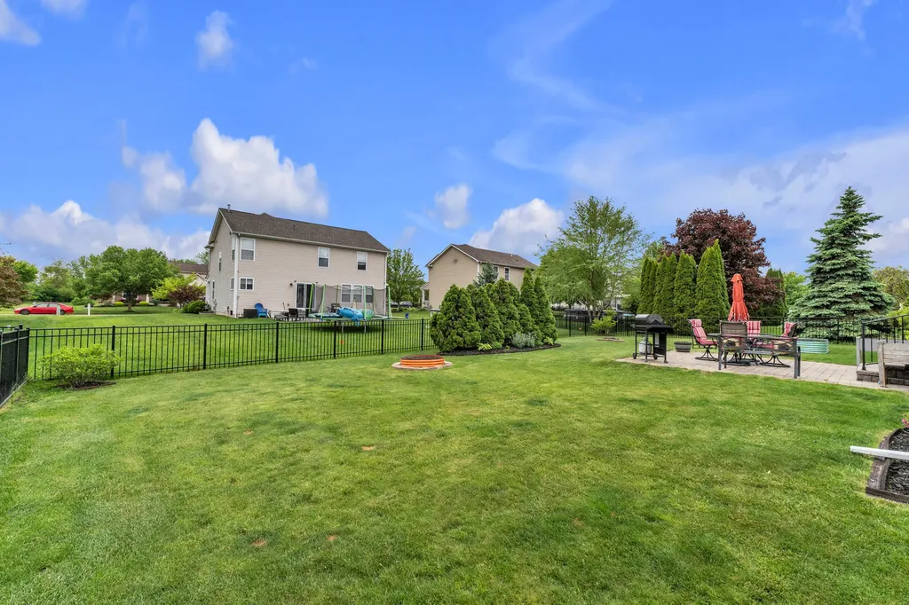 31185 Handsomer Drive Huron Charter Township MI 48134