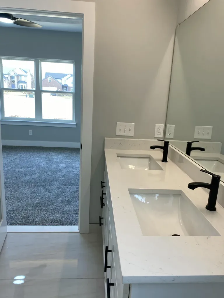 546 Falcon Drive Dundee Township MI 48131