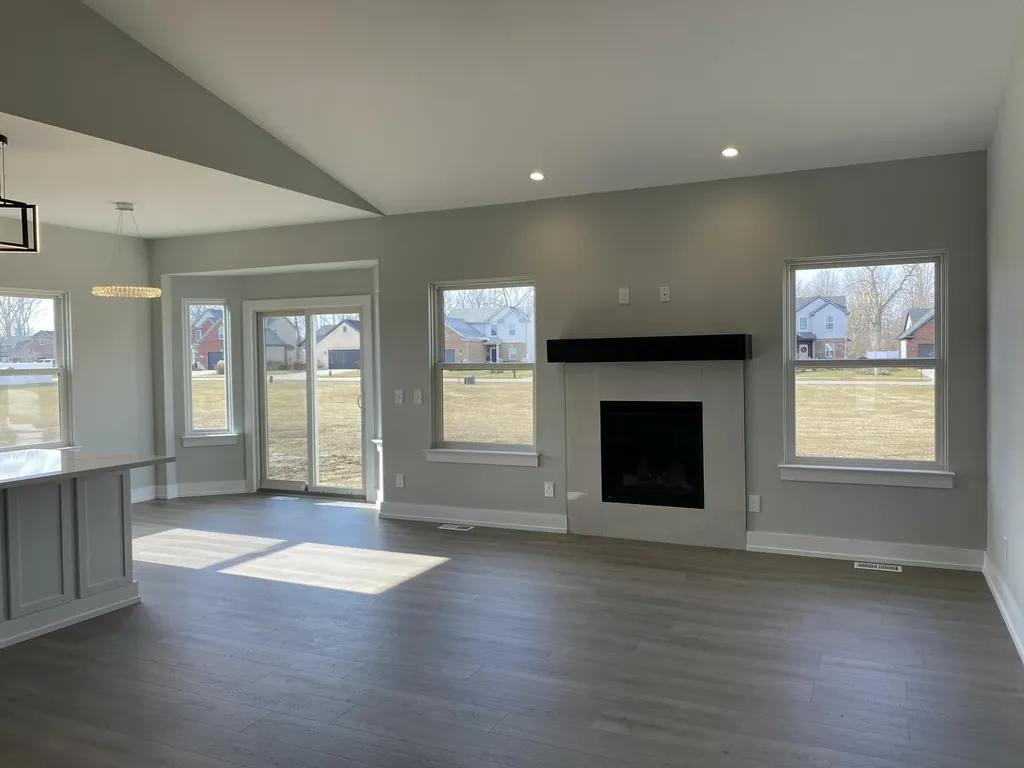 546 Falcon Drive Dundee Township MI 48131