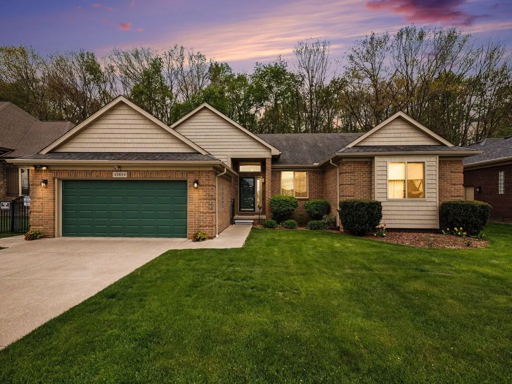 45654 Lookout Drive Macomb Township MI 48044