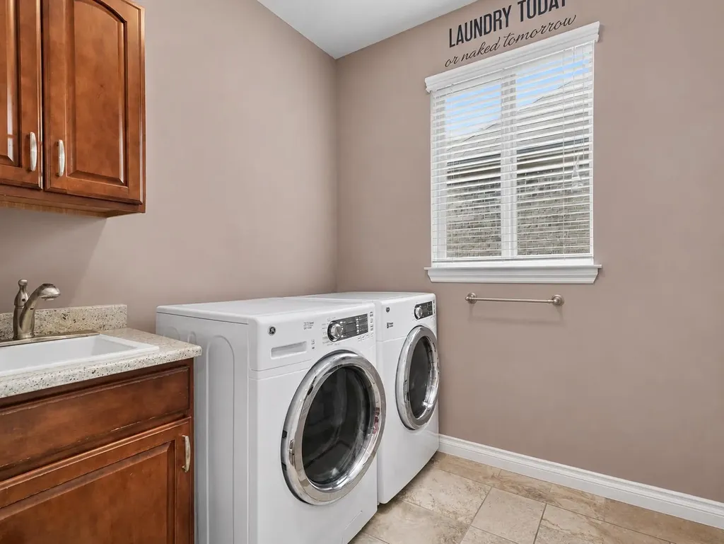 45654 Lookout Drive Macomb Township MI 48044