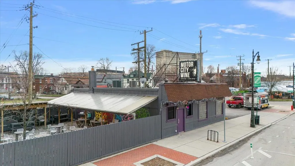 1760 Wabash Street Detroit City MI 48216