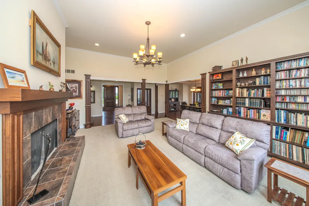 9168 Mirage Lake Drive York Charter Township MI 48160