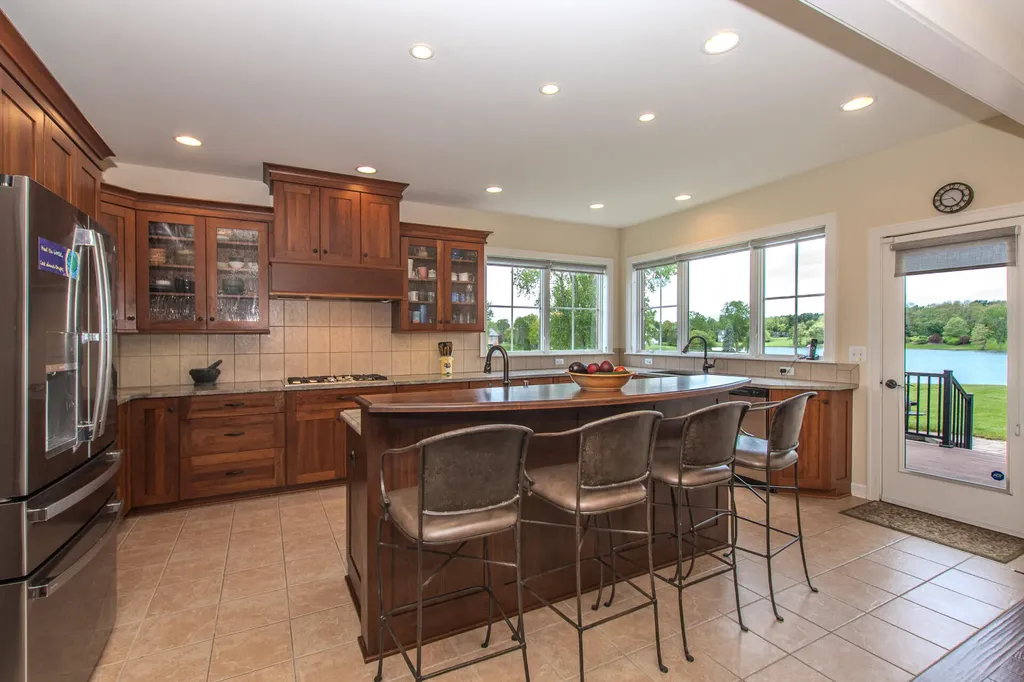 9168 Mirage Lake Drive York Charter Township MI 48160