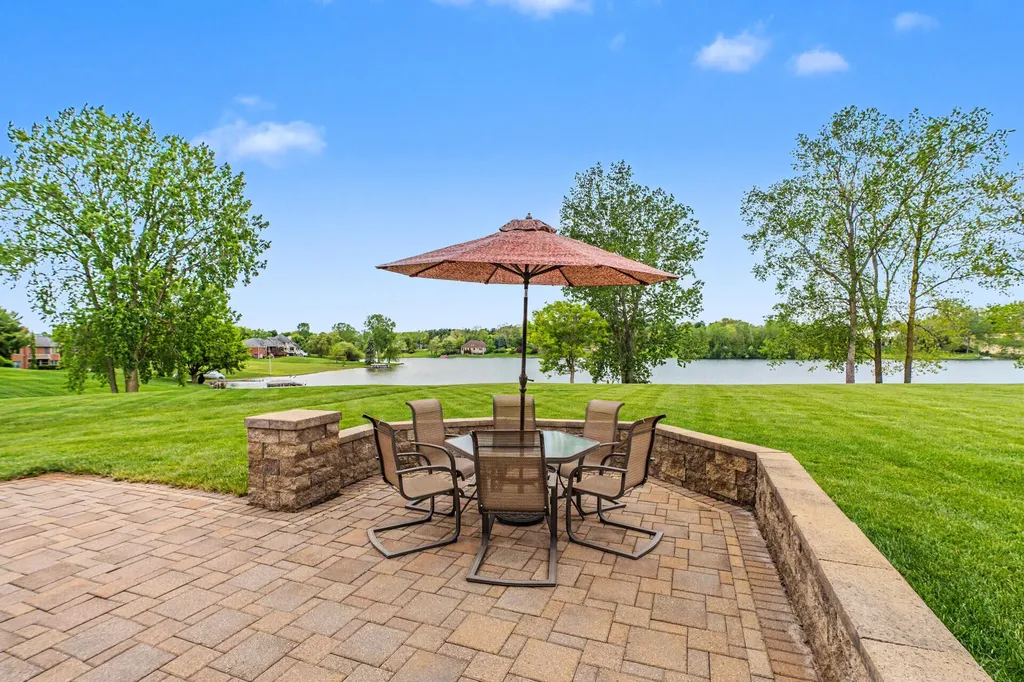9168 Mirage Lake Drive York Charter Township MI 48160