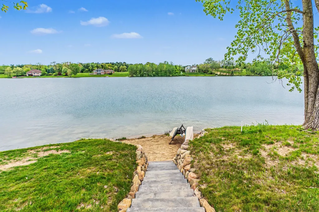 9168 Mirage Lake Drive York Charter Township MI 48160