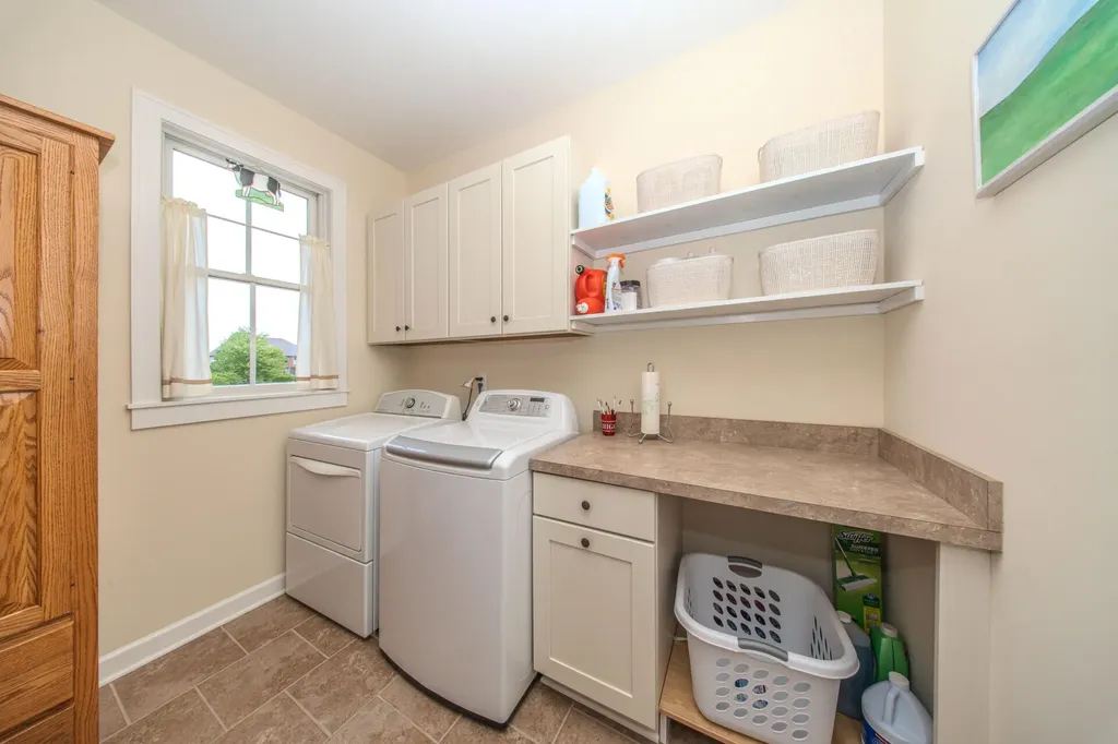 9168 Mirage Lake Drive York Charter Township MI 48160