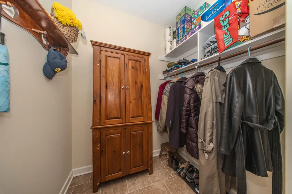 9168 Mirage Lake Drive York Charter Township MI 48160
