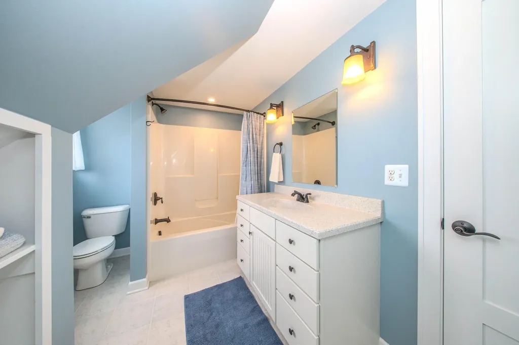 9168 Mirage Lake Drive York Charter Township MI 48160