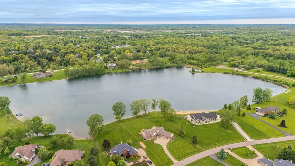 9168 Mirage Lake Drive York Charter Township MI 48160
