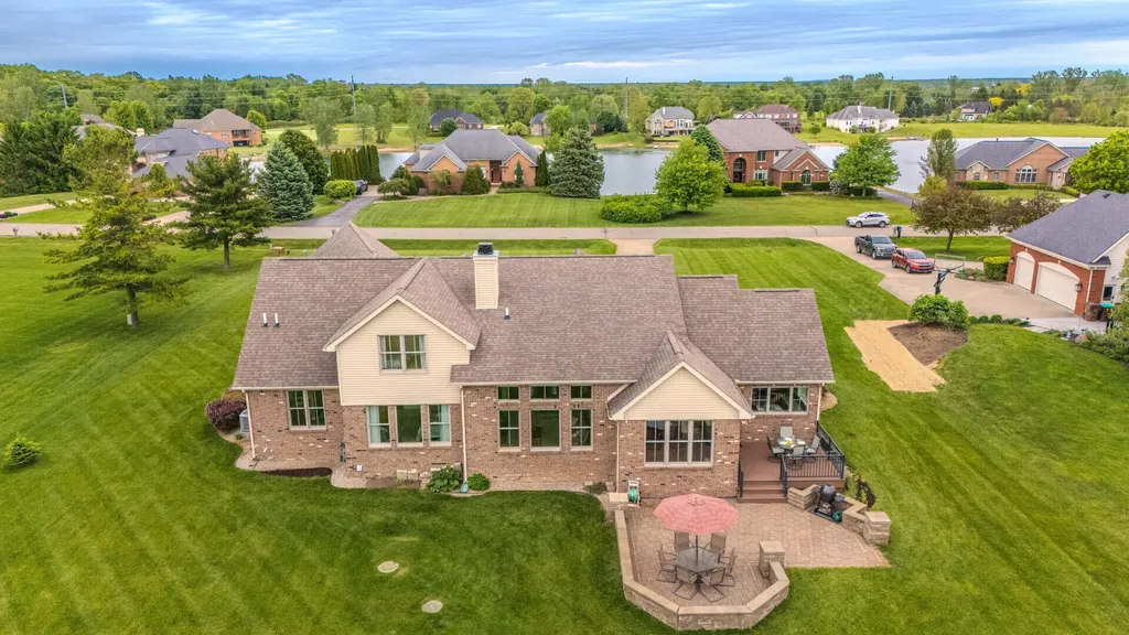 9168 Mirage Lake Drive York Charter Township MI 48160