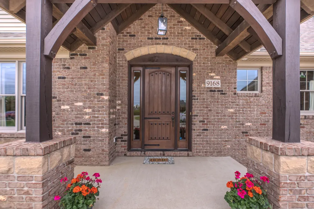 9168 Mirage Lake Drive York Charter Township MI 48160