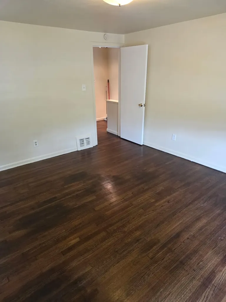 19925 Greenfield Road Detroit City MI 48235