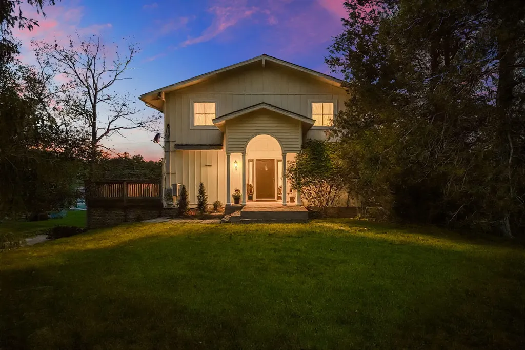 7490 Ledgewood Drive Tyrone Township MI 48430