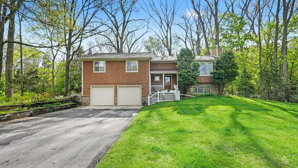 442 W Delhi Road Scio Township MI 48103