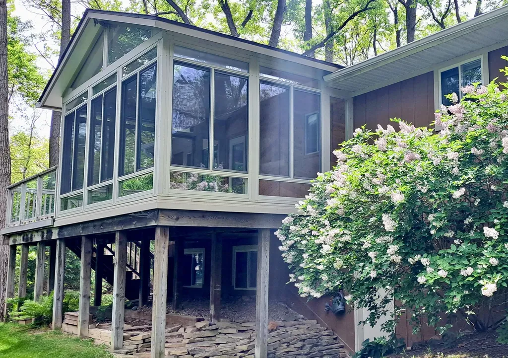 442 W Delhi Road Scio Township MI 48103