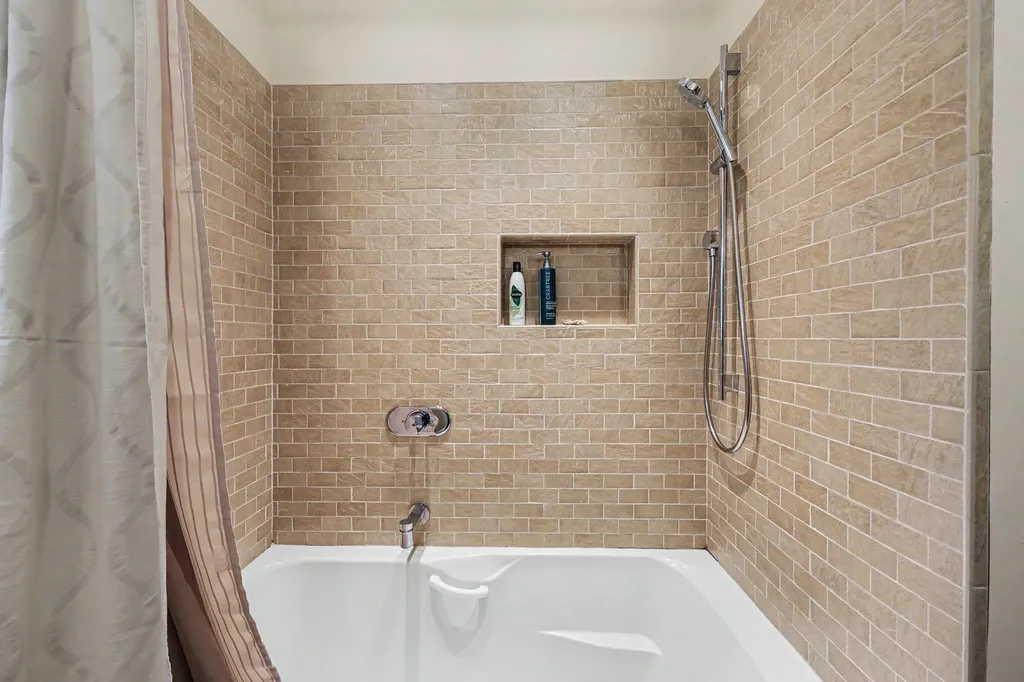 2195 Steeplechase Drive Ann Arbor City MI 48103