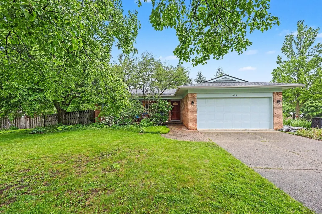 2195 Steeplechase Drive Ann Arbor City MI 48103