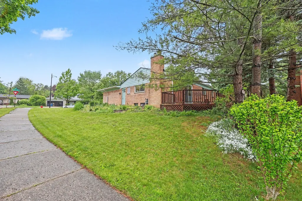 2195 Steeplechase Drive Ann Arbor City MI 48103